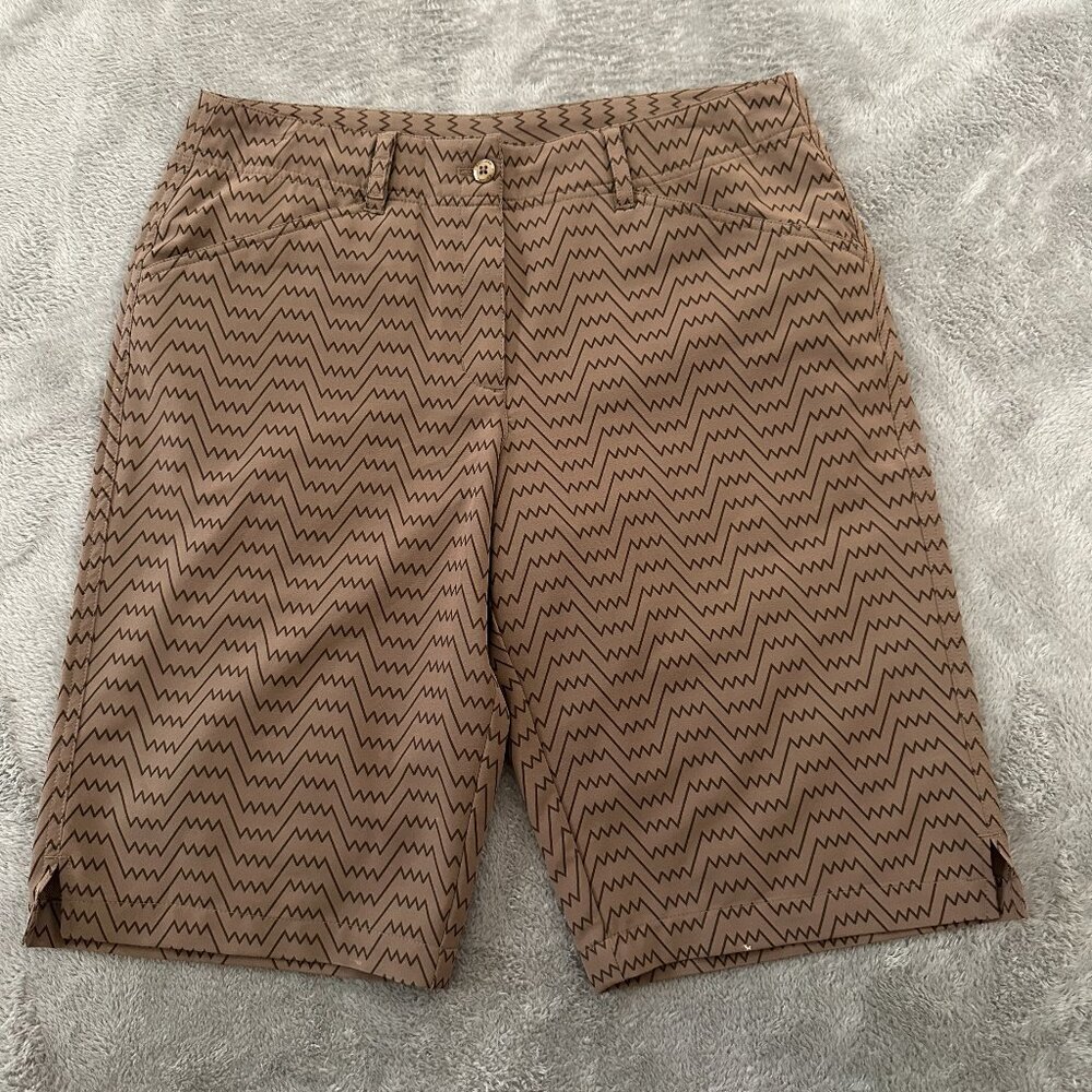 Callaway Golf Shorts Women's size 6 Brown Chevron Bermuda Athleisure